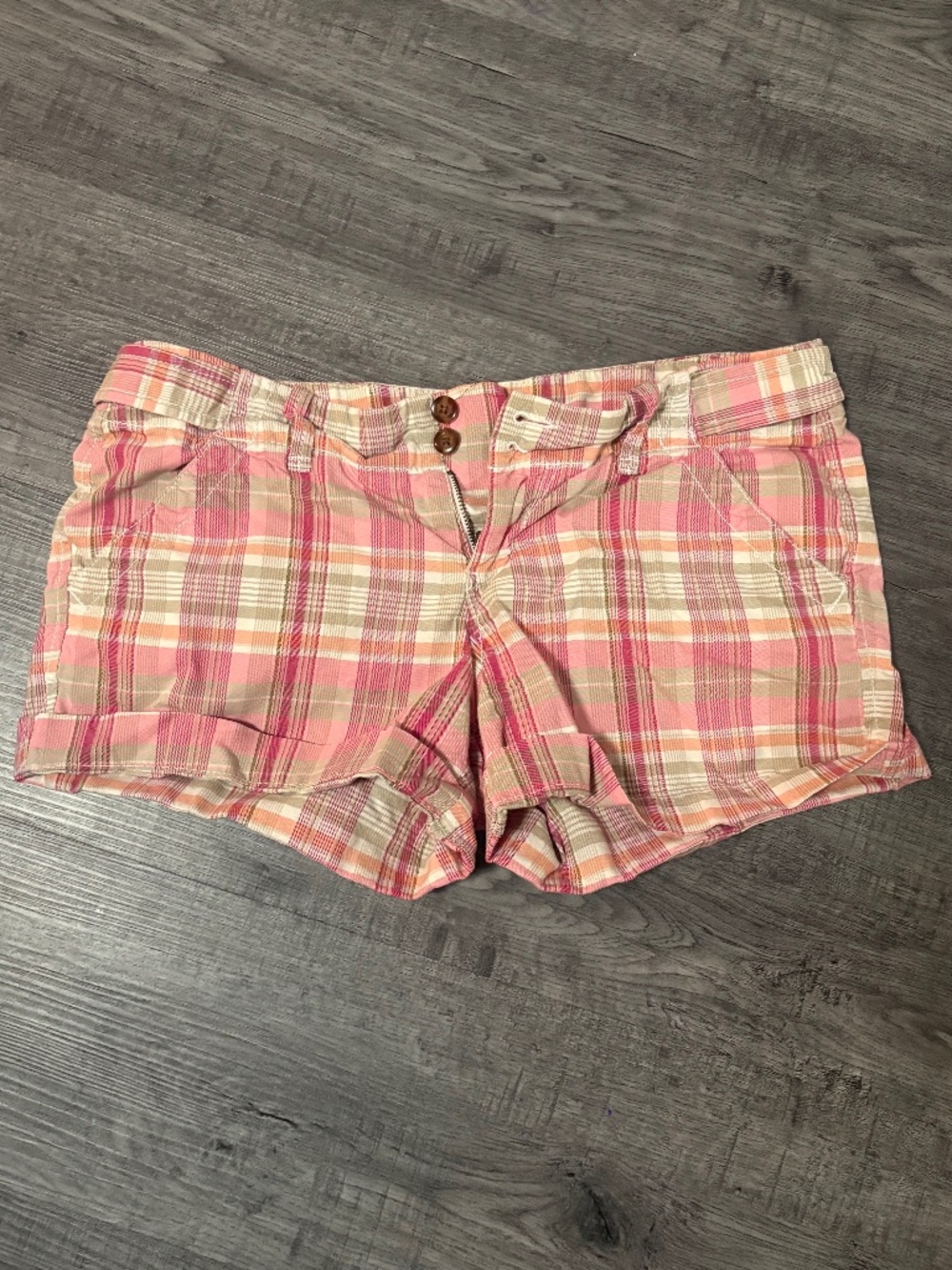 Pretty whimsy plaid shorts